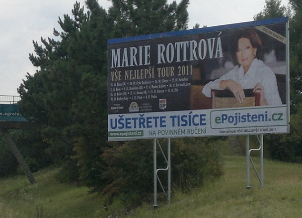 billboard ePojisteni + Marie Rottrová billboard ePojisteni + Marie Rottrová